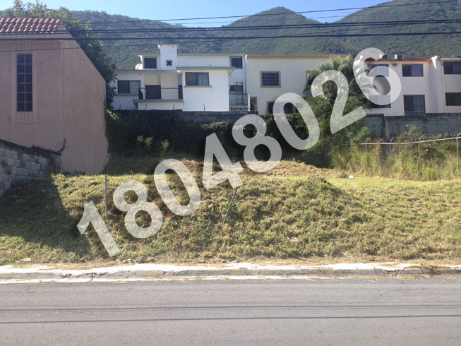 Terreno en Venta en Satelite