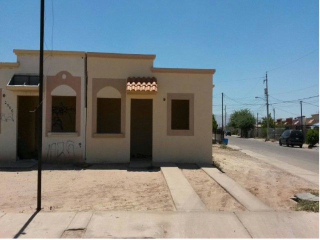 Casa en Venta en Hacienda de los Portales 2da Seccion