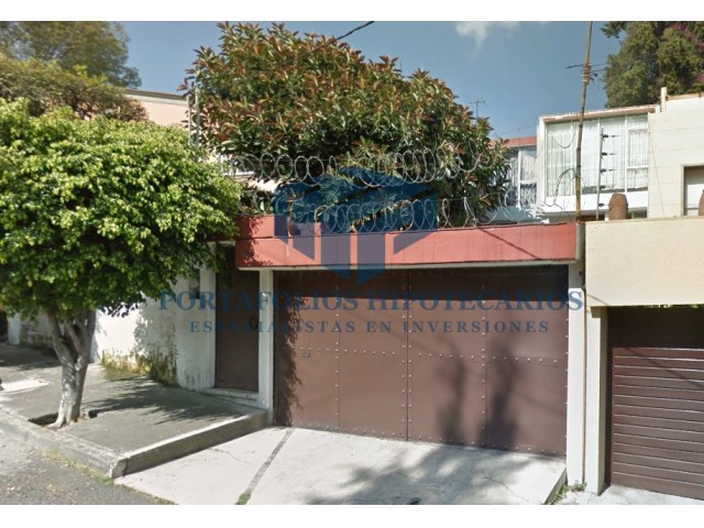 Casa en Venta en Lomas Hipodromo