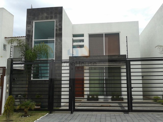Casa en Venta en Juriquilla