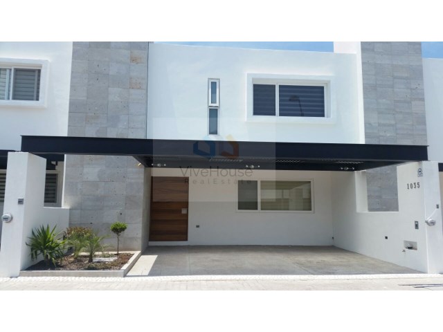 Casa en Venta en Juriquilla