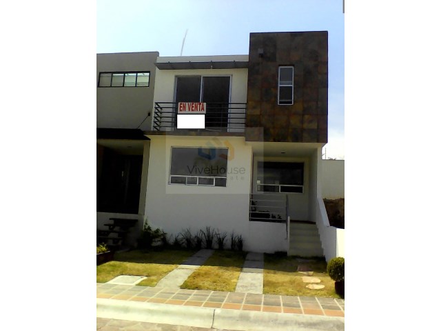 Casa en Venta en San Jose de los Olvera Centro