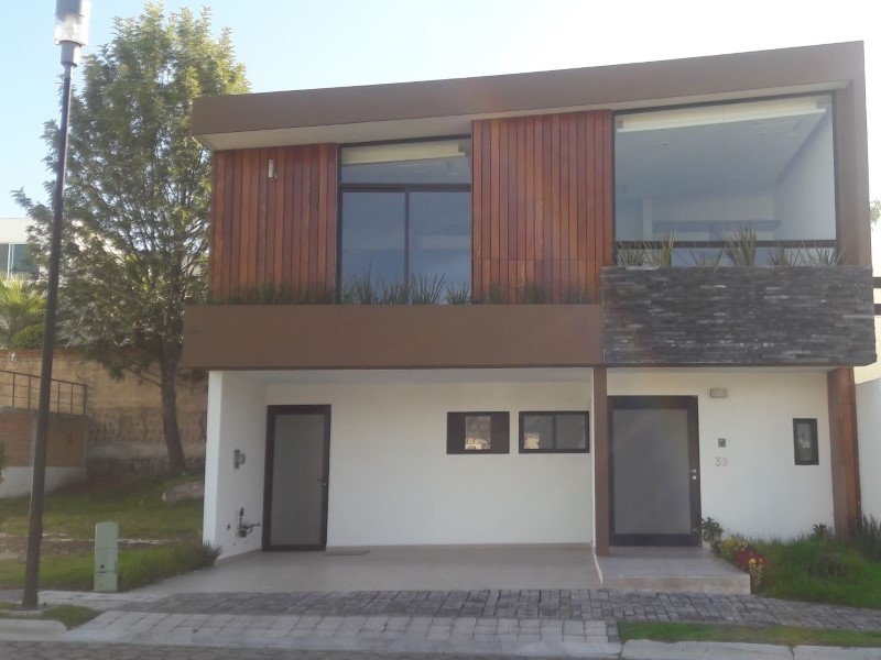 Casa en Venta en Lomas de Angelopolis