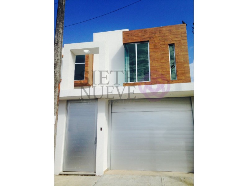 Casa en Venta en Primero de Mayo
