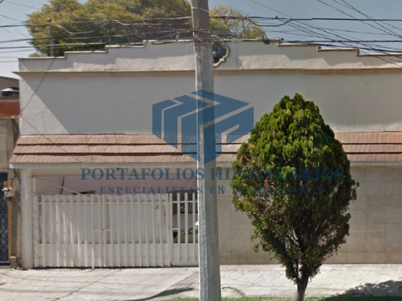 Casa en Venta en Rinconada Coapa 1A Seccion