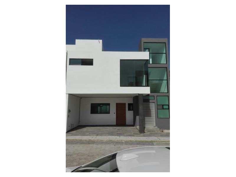 Casa en Venta en Lomas de Angelopolis