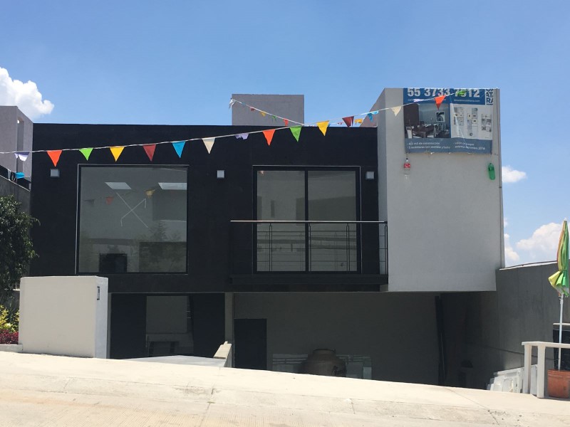 Casa en Venta en Conjunto Urbano Bosque Real
