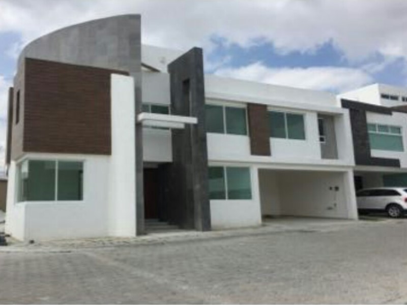 Casa en Venta en Lomas de Angelopolis