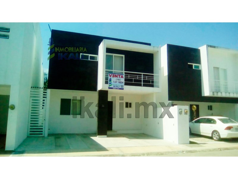 Casa en Renta en Lomas Verdes