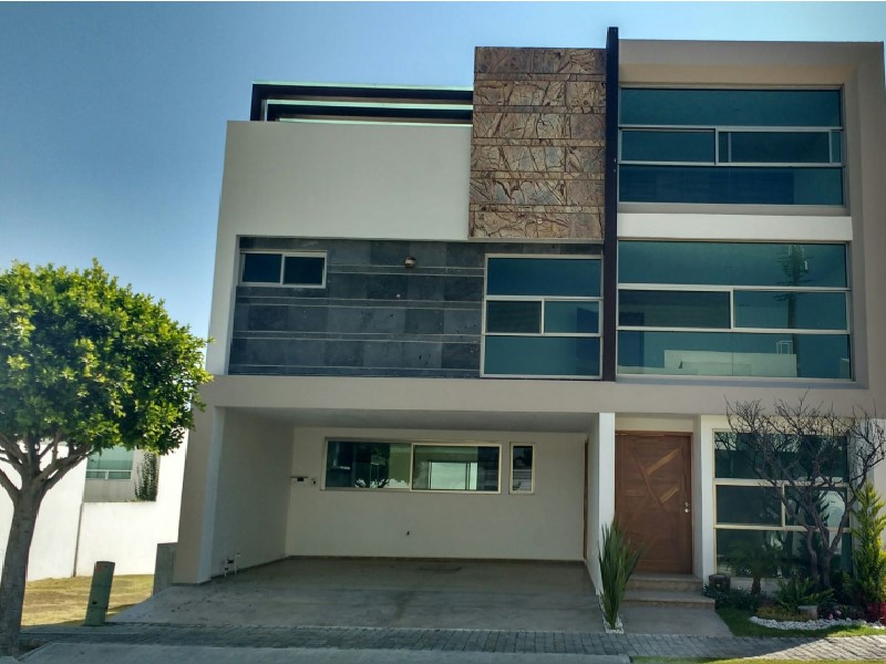 Casa en Venta en Lomas de Angelopolis