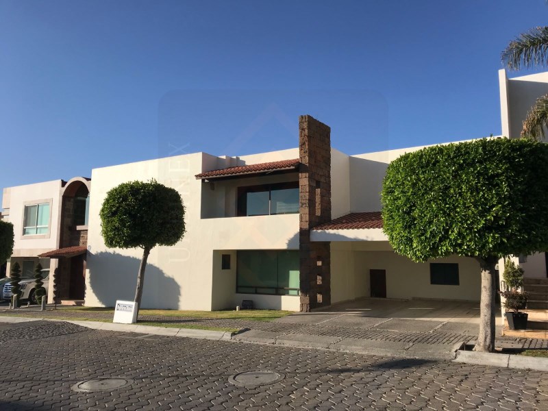 Casa en Venta en Lomas de Angelopolis