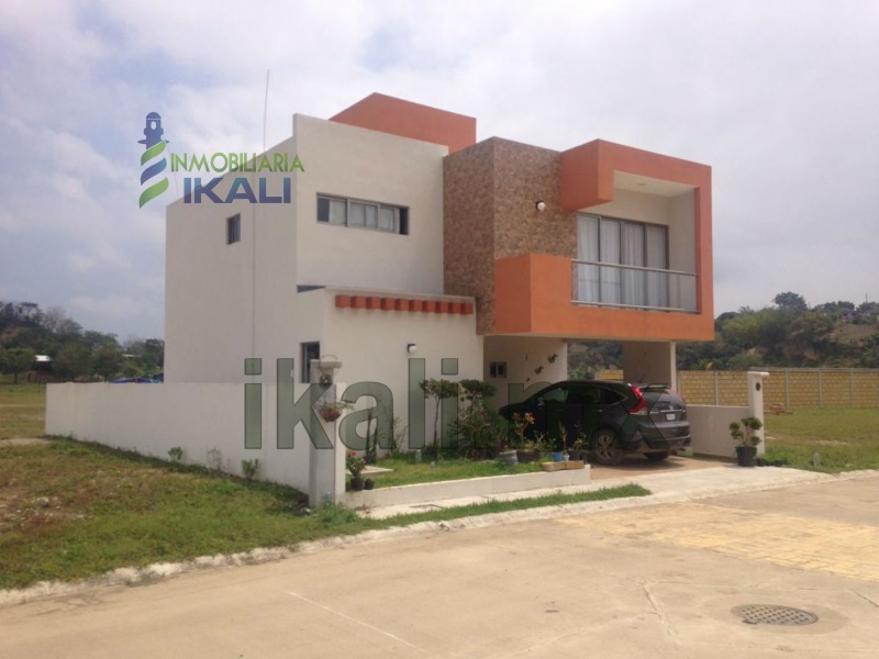 Casa en Venta en Lic Rafael Hernandez Ochoa