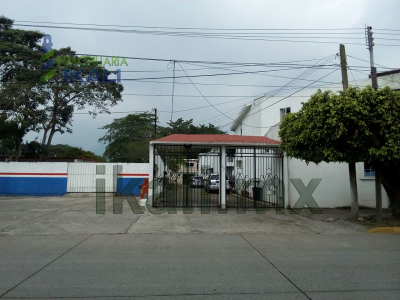 Casa en Renta en Enrique Rodriguez Cano