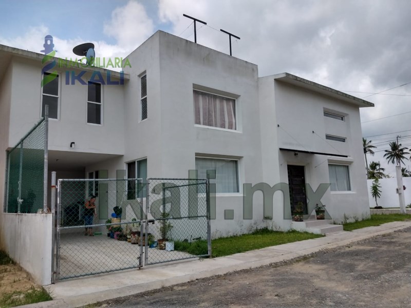 Casa en Renta en La Calzada
