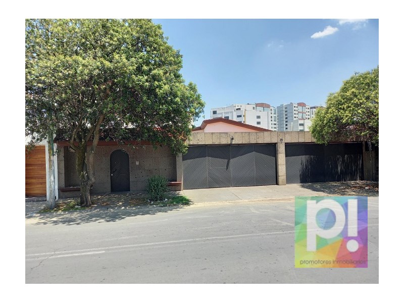 Casa en Venta en Bosques de las Lomas