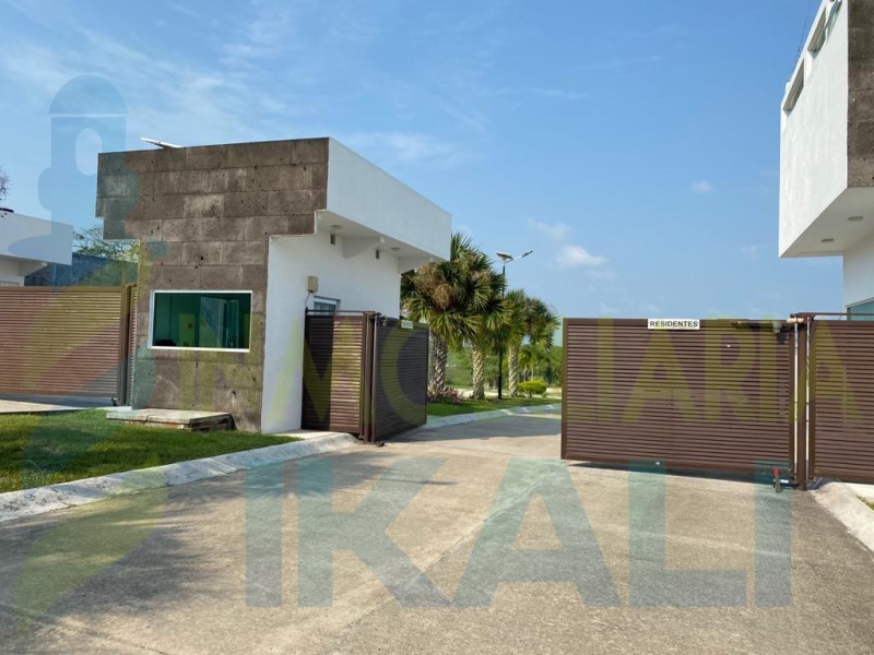 Terreno en Venta en Isla de Juana Moza