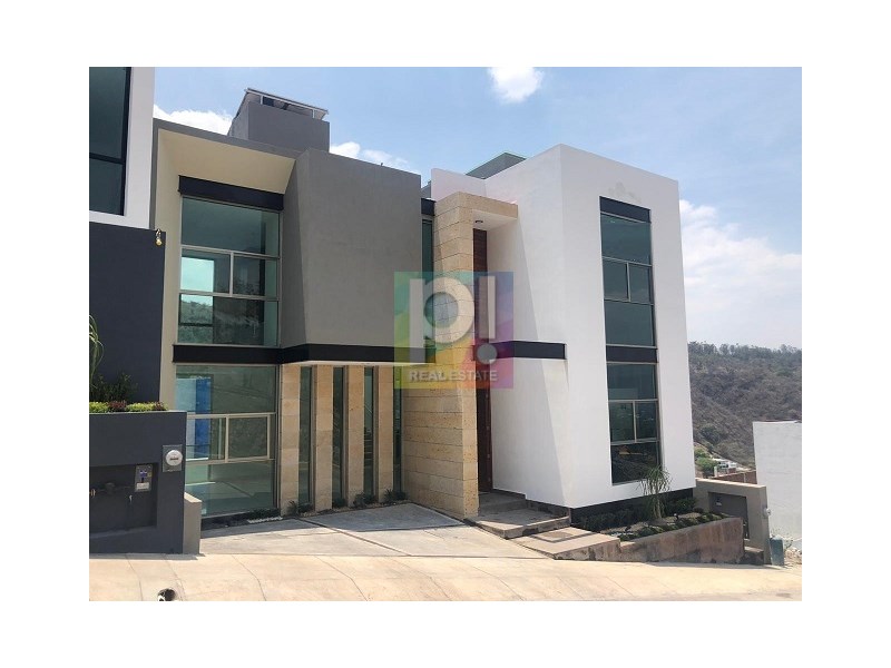 Ver más detalles de Casa en Venta en Tres Marias Casa en Venta en Tres Marias