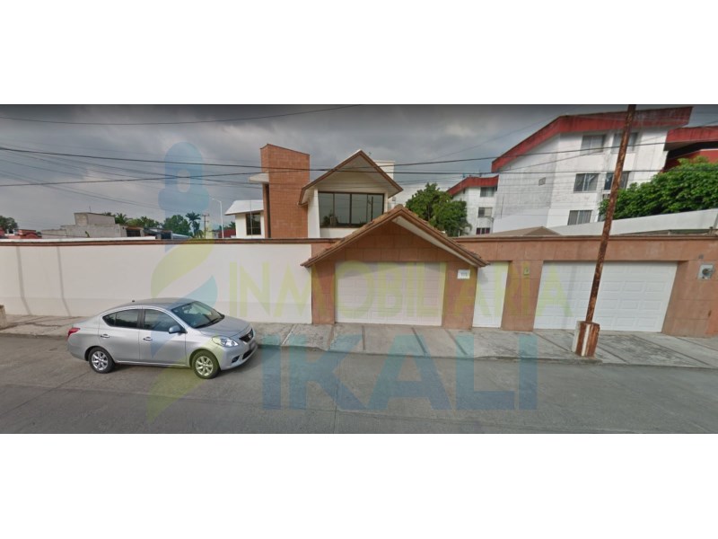 Casa en Renta en Cazones