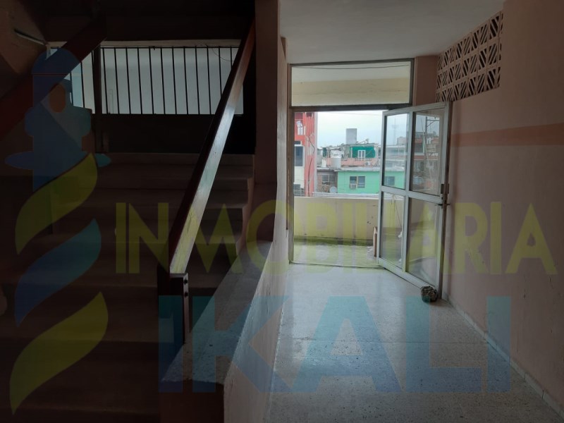 Oficinas/ en Renta en Tajin