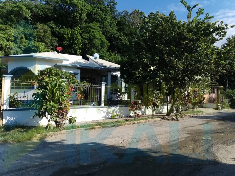 Casa en Renta en Azteca