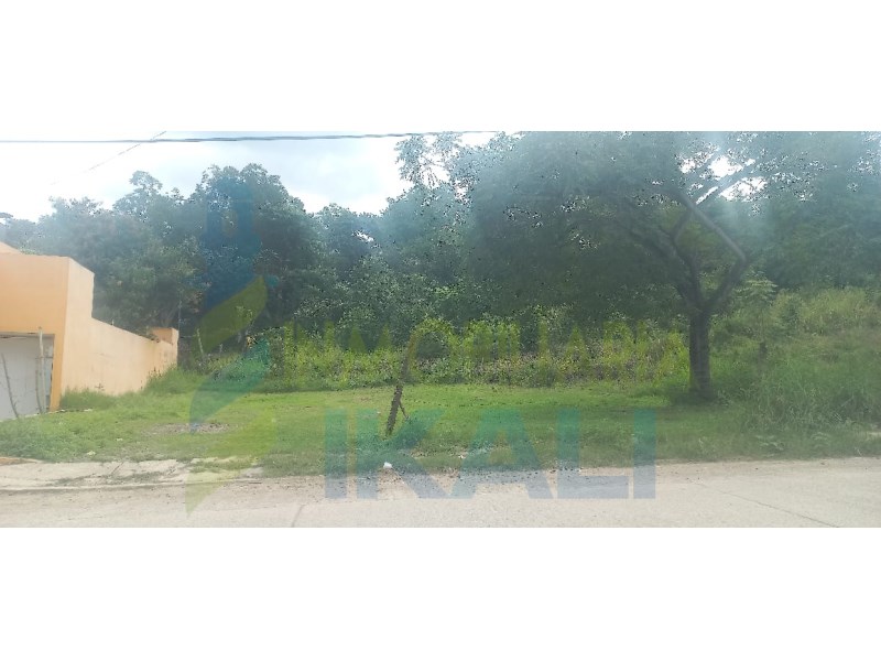 Terreno en Venta en Petromex
