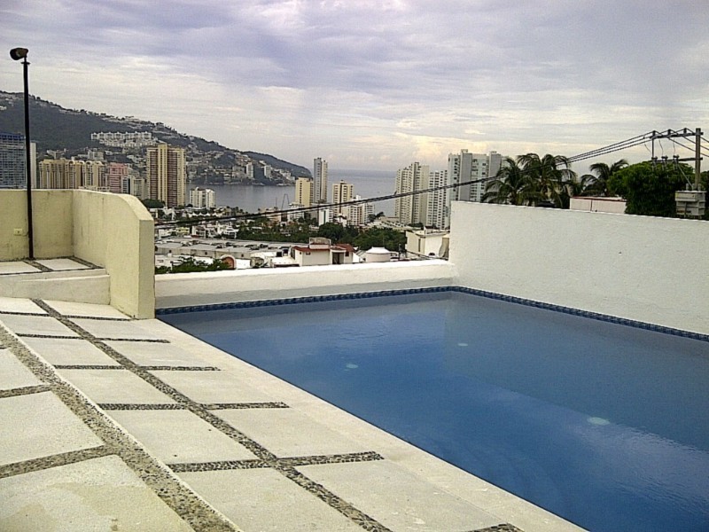 Casa en Renta en Lomas de Costa Azul