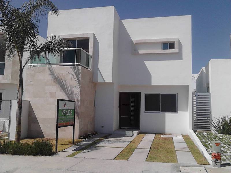 Casa en Renta en Lomas de Angelopolis I