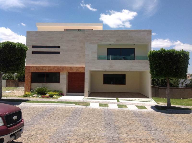 Casa en Venta en Lomas de Angelopolis I