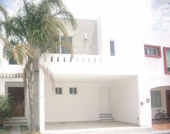 Casa en Renta en Altavista
