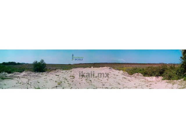 Terreno en Venta en Playa Emiliano Zapata