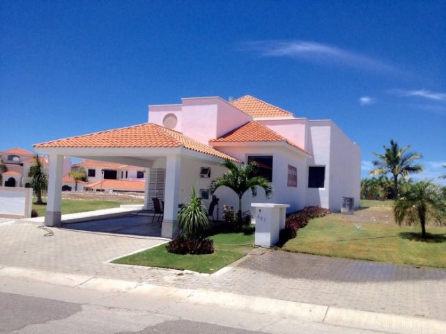 Casa en Venta en El Cid