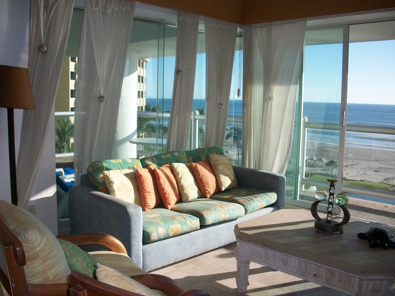 Condominio en temporary rental en Costera de las Palmas