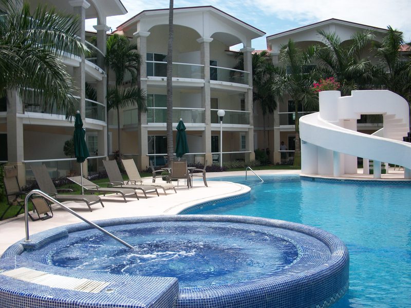 Condominio en temporary rental en Diamante Lakes