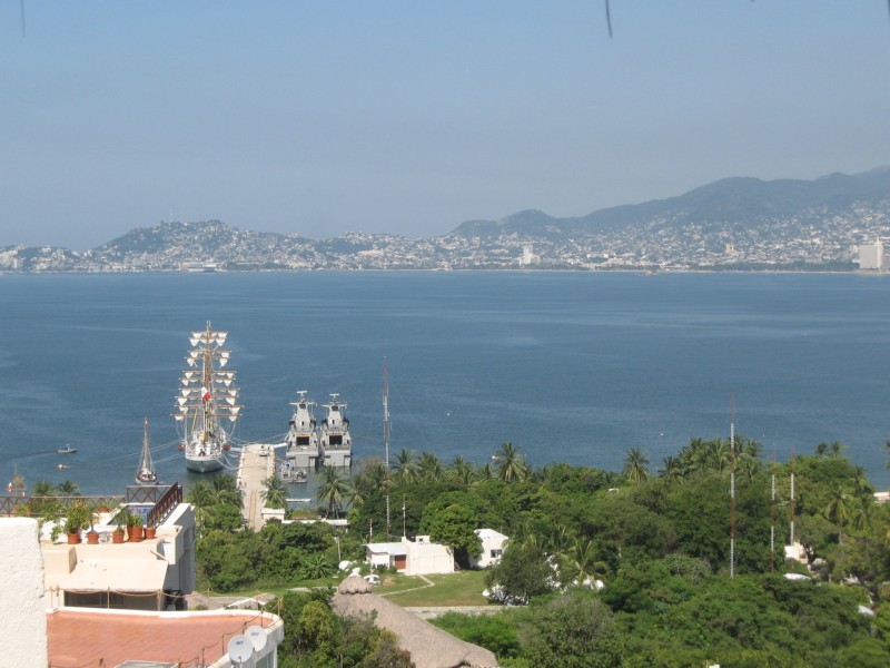 Condominio en temporary rental en Joyas de Brisamar